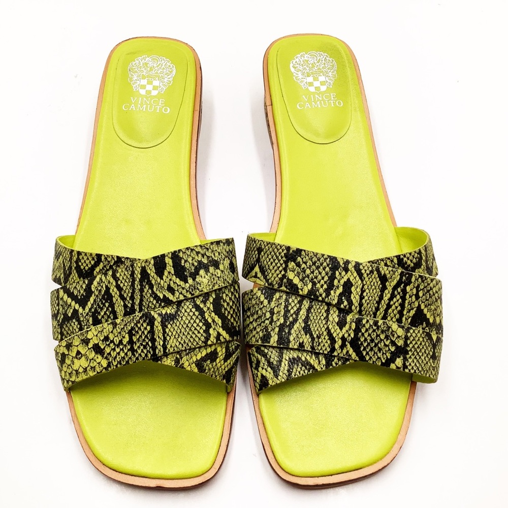 {Vince Camuto}Ydelle Leather Sandals